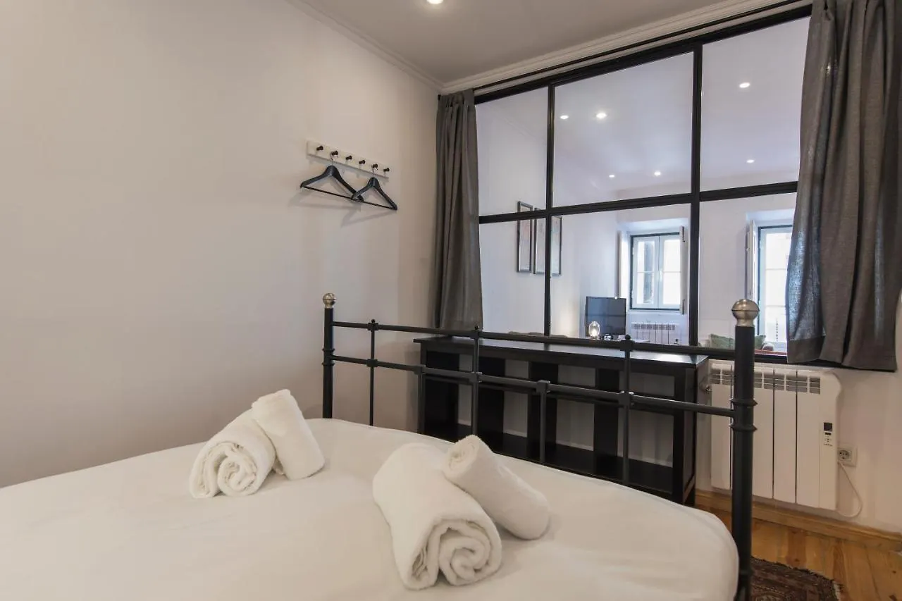 A Pearl In Grace Land Apartment Lisbon Portugal