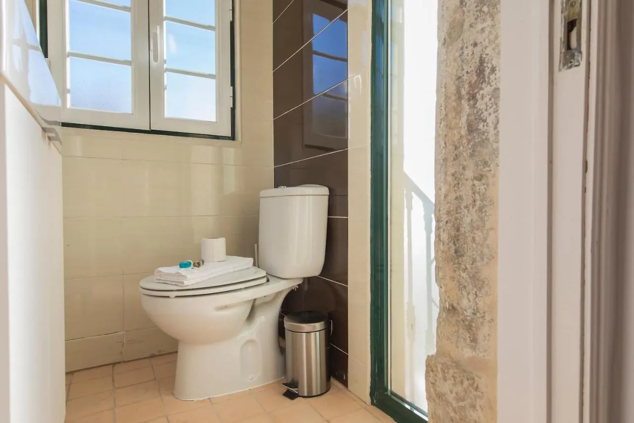 A Pearl In Grace Land Apartment Lisbon 0*,